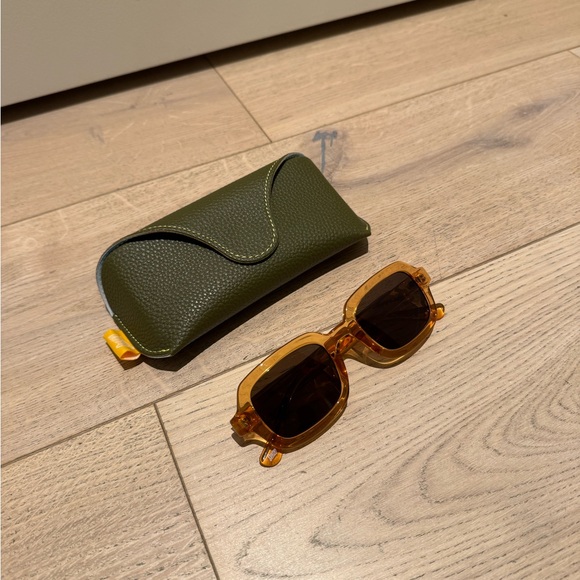 Sunski Amber Sunglasses with Case - Picture 4 of 7